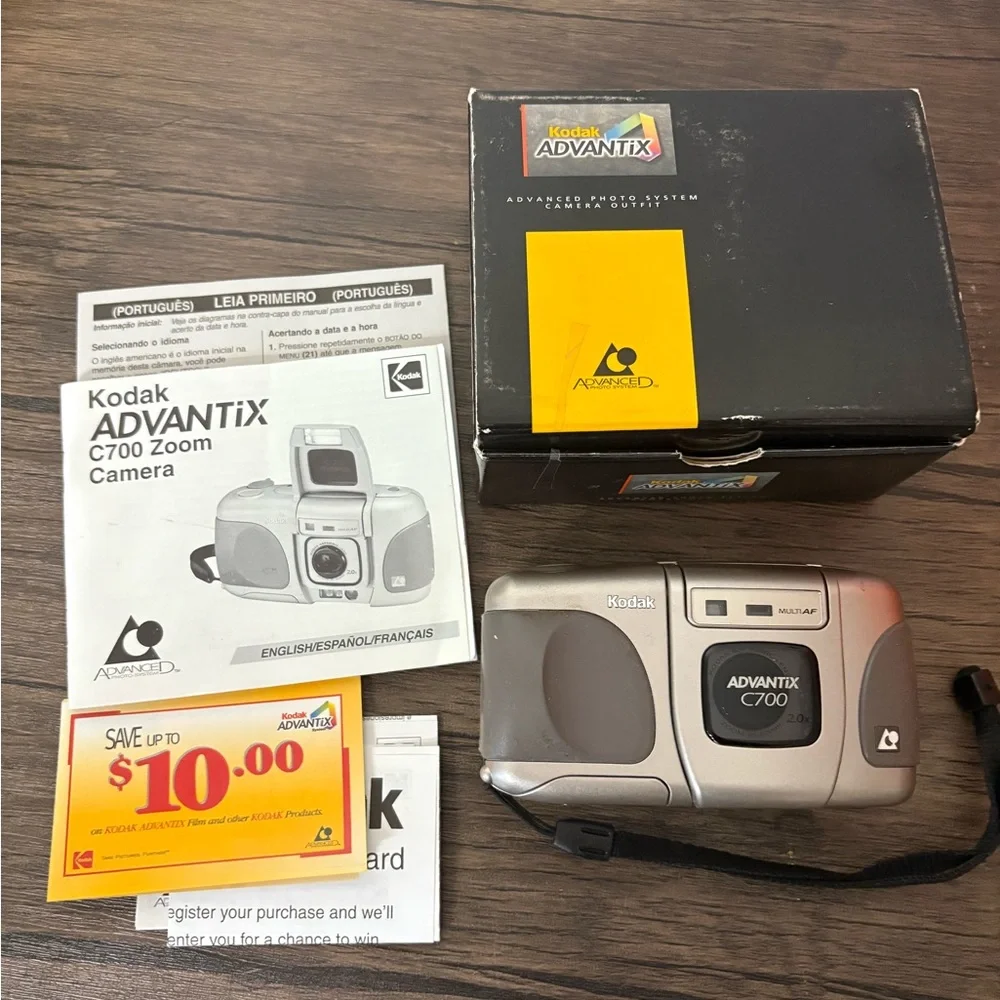 Kodak Advantix C700 Film Camera Easy AF Aspheric‎ Lens 2.0x Zoom 30-60mm Lens